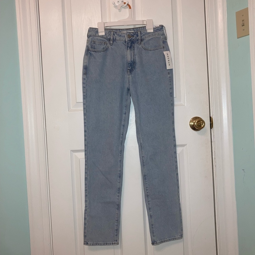 NWT Pacsun High-Rise Mom Jeans in Medium Indigo Light Wash